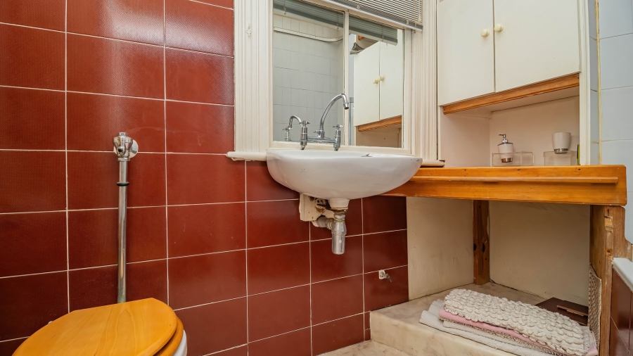 4 Bedroom Property for Sale in Rosebank Western Cape